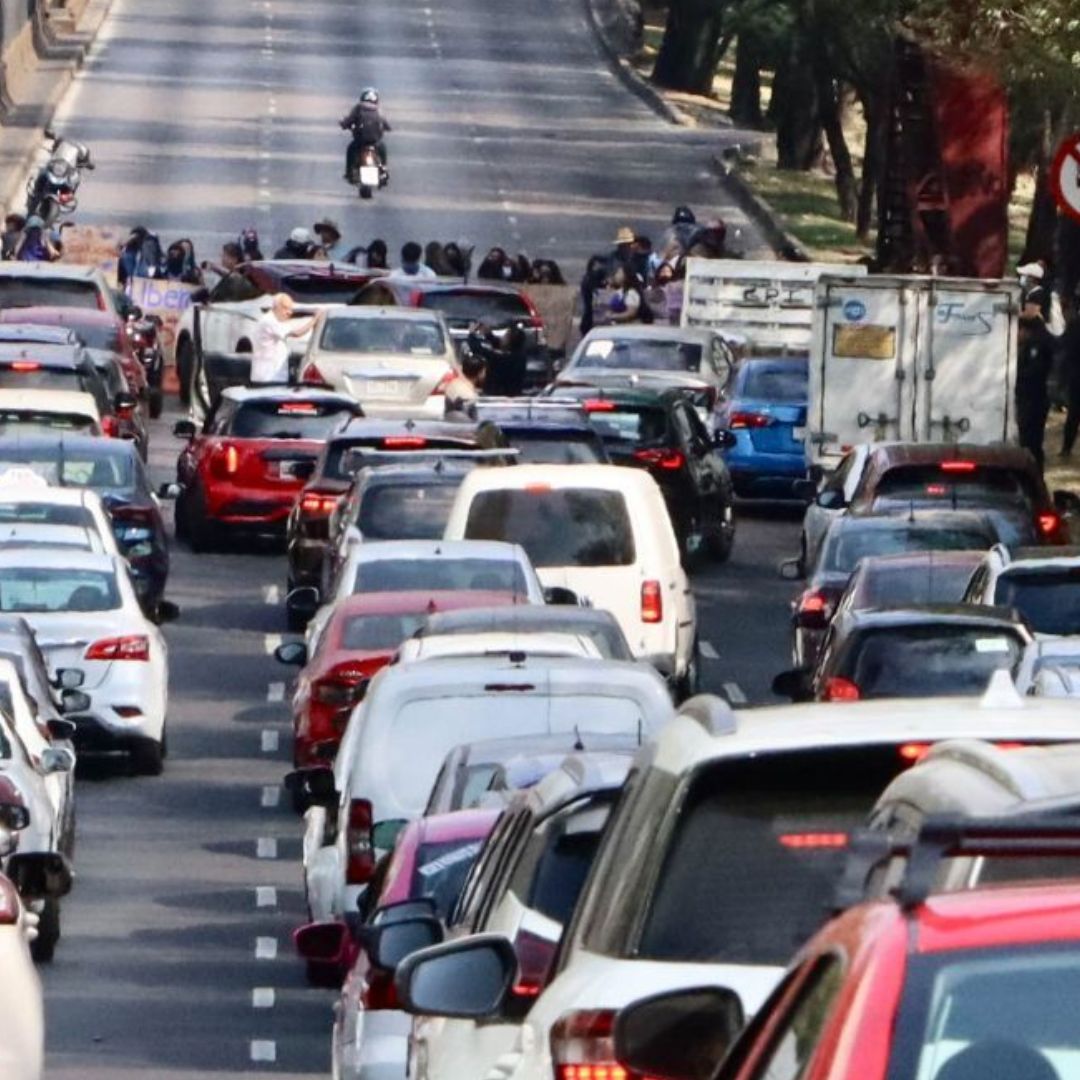 Bloqueo en Circuito Interior en la Ciudad de México.
